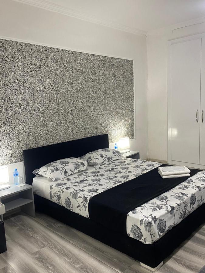 Guest House In Avlabari Тбілісі Екстер'єр фото